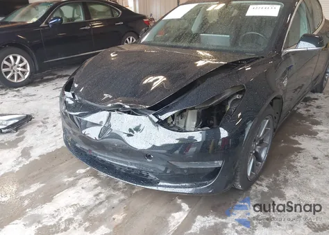 2018 Tesla Model 3 Long Range/Performance from USA, damaged, VIN 5YJ3E1EBXJF127632